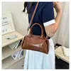 Bolsa de Ombro de Mão da Moda Tendência de Alto Valor Feminina Verão 2026 Nova Bolsa Quadrada Pequena de Axila de Grande Capacidade Feminina