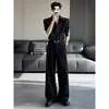 Pantalones negros de corte recto y ligeramente acampanados para hombre, estilo ligero de verano, diseño de pierna curva, adecuados para un look sofisticado y elegante, pantalones de pierna ancha americanos