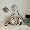Bolsa de Mão de Verão 2026 Estilo Coreano Bolinhas Novas Estilo Ins Nicho Bolsa de Ombro Simples para o Dia a Dia Bolsa de Axila Feminina