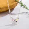 Colar de Borboleta Colorido, Corrente de Clavícula Elegante e Simples, Design de Nicho, Luxo de Alta Qualidade, Corrente de Pescoço de Verão, Novo Modelo 2023