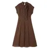 Estilo europeo transfronterizo verano comercio exterior ropa de mujer nueva moda lunares temperamento manga abullonada cintura alta ajustado vestido