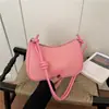 Bolsa de Almohada Versátil Chic de Nicho Coreano Nueva Moda Simple Bolso Tejido de Mano Bolso de Hombro Único de Alta Gama