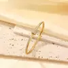 Pulseira Transfronteiriça Europeia e Americana à Prova d'Água e que Não Desbota em Aço Titânio Cravejada de Diamantes com Gypsophila Banhada a Ouro 18K Pulseira de Joalheria Versátil Estilo Ins