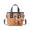 Bolso de Mano y Hombro Nuevo Retro Estampado 2025 para Mujer, Bolso Cruzado de Moda Versátil, Bolso de Axila con Diseño de Nicho