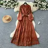 Vestido Francês Retro Elegante para Mulheres 2025 Novo Renda de Alta Qualidade Costura Alça Cintura Elegante Saia Longa