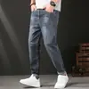 Calça Jeans de Nove Pontos Masculina Jovem Casual de Barra Reta Tendência Estilo Americano 2026 Novidades Primavera/Outono Stretch Confortável Atacado
