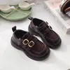 Zapatos para Niña Zapatos Pequeños de Cuero de Princesa para Niños Temporada Primavera y Otoño 2025 Estilo Británico Zapatos Negros Individuales para Niña Mocasines Tendencia