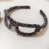 Nova Faixa de Cabelo de Veludo com Strass de Alta Qualidade para Mulheres, Estilo Coreano de Verão, Coroa Alta de Luxo Leve com Dentes, Faixa Não Escorregadia para Lavar o Rosto