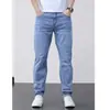 Jeans Clássico Azul Masculino - Jeans Leve com Stretch, Corte Slim Reto com Bolsos