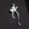 Broche de Cinta de Lazo, Broche Elegante de Perlas de Lujo de Alta Gama para Mujer, Accesorios para Traje