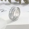 RAKOL Anillo de Zirconia Estilo Ins Europeo y Americano Transfronterizo con Diamante Rectangular y Cadena de Esmeralda Anillo de Diseño Hueco Joyería