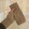 Guantes Cálidos y Resistentes al Frío de Otoño e Invierno para Mujer Ins Pelo de Visón Sintético Elegantes Lindos de Oficina Medio Dedo Estudiante Suaves y Cerosos