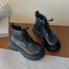 Botas Martin estilo britânico para crianças, novo modelo outono 2026, botas curtas versáteis retrô para meninas, botas de motocicleta, botas de couro