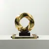 Ornamento Cerâmico Circular Dourado Eletrodepositado Minimalista Moderno de Luxo Leve para Sala de Estar de Villa Gabinete de TV Entrada Escultura Criativa Decoração
