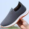 Zapatos de Tela de Terciopelo de Invierno Estilo Old Beijing para Hombre, Zapatos Casuales Gruesos y Cálidos, Antideslizantes y Resistentes al Desgaste, Slip-On de Algodón