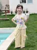 Conjunto de verano para niñas 2026 nuevo y elegante conjunto de dos piezas de camiseta de verano y overol para bebés niñas, ropa de verano para niños