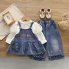 Conjunto de Ropa de Otoño para Niñas 2026 Nuevo Estilo Niños Primavera/Otoño Peto de Mezclilla Vestido Elegante de Manga Larga Conjunto de Tres Piezas Moderno