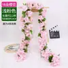 Decoração Arranjo de Trepadeira de Flores Rosa Artificial para Sala de Estar Pendurar na Parede Enrolar Tubo de Água do Ar Condicionado Trepadeira de Flores Falsas Feias