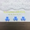 Accesorios populares para manicura de trébol artificial estilo caricatura, mini tachuelas florales de color sólido versátiles, accesorios de resina