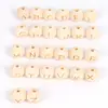 Cuentas cuadradas de letras inglesas personalizadas Cuentas de madera de loto Cadena de pulsera para niños Accesorios creativos DIY Material Venta al por mayor transfronteriza