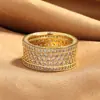 Estilo de Lujo Ligero Europeo y Americano Chapado en Cobre Microincrustaciones de Circonita Anillo Ancho Cerrado Transfronterizo Redondo Completo de Diamante Anillo para Mujer Venta al por Mayor Personalización