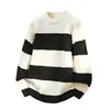 Outono Inverno 2026 Novo Suéter de Tricô Masculino Gola Redonda Color Block Moda Jovem Camada Base Casual
