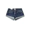 Pantalones Cortos de Mezclilla Rectos de Cintura Baja de Nicho Europeo y Americano para Mujer con un Diseño Elegante, Dobladillo Enrollado, Acabado Desgastado y Estilo Hot Pants que se Ajusta a la Cadera