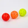 Pelota de Entrenamiento para Pickleball de TPE de 26 Agujeros para Interiores Multicolor Moldeada por Inyección Pelota con Múltiples Agujeros Deportes Pickleball Pickleball