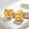 Estilo europeo y americano doble cara corazón de melocotón hebilla de oreja para mujer simple alta calidad lujo ligero chapado en oro tachuelas de corazón de melocotón pendientes adorables venta al por mayor