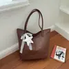 Elegante bolso de mujer 2026 nuevo modelo, gran capacidad, adecuado para el trabajo y los desplazamientos, bolso tote tejido de alta gama a la moda, moderno