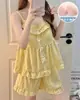 Pijama de Algodón Nube para Mujer con Almohadillas para el Pecho, Estilo Delgado de Verano, Tirantes Dulces de Lunares, Shorts, Ropa Casual para el Hogar, Se Puede Usar Afuera