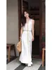 Vestido Largo Blanco de Verano 2026 Nuevo Estilo de Gama Alta con Cuello en V Moda Femenina Holgado Sin Mangas Estilo Perezoso