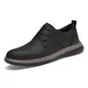 Sapatos Casuais Masculinos de Couro Genuíno Respiráveis Moda Versátil Retro Couro Sapatos Masculinos Comércio Exterior Tamanho Grande Solado Macio Sapatos de Pai 45