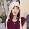 Otoño e invierno Nuevo gorro Lei Feng tejido para mujer, cálido, con protección para las orejas, lindo, con puntera, hecho a mano, tejido, con borla, de lana