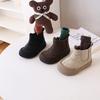 Botas de couro para meninas Outono Novo estilo britânico Botas de solteiro para meninas Botas Martin Botas curtas para bebês Botas infantis de fundo macio