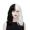 Fábrica em estoque Europeu e Americano Preto e Branco Bruxa Kuila COS Peruca Cruella Europeu e Americano Peruca Feminina Seda de Alta Temperatura Touca