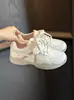 2026 Nuevas Zapatillas Deportivas Casuales de Moda Versátiles Cómodas Populares que Aumentan la Altura con Cordones Delanteros Bloque de Color para Mujer
