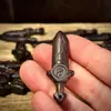 Madeira de Incenso Espada de Sete Estrelas Pingente Tai Zizhi Sândalo Negro Bolsa Tai Ornamento de Espada Pingente de Contas Joia
