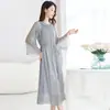 Vestido de Crepe de Seda Pesado de Hangzhou para Mulheres, Novo Modelo Verão 2026, Elegante e Emagrecedor Vestido de Seda de Amora de Comprimento Médio