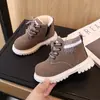 Botas Martin para meninos, com forro espesso de algodão e fleece para aquecimento, estilo vintage, botas Martin versáteis, item popular de comércio exterior, novo modelo de inverno para crianças pequenas