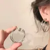 Presilhas de Orelha Estilo Coreano Sem Furo, Brincos com Design Estiloso para Mulheres, Presilhas de Osso da Orelha com Borboleta e Pérola de Franja Longa, Alto Padrão