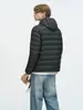 Chamarra acolchada ligera con capucha 90% plumón de pato blanco para hombre, color liso, a prueba de frío invernal, cálida, casual, prenda exterior versátil para parejas