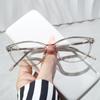 1359 Nuevas gafas con montura TR90 para hombre, gafas para miopía, gafas con bisagras de tirachinas y sentido avanzado para mujer.