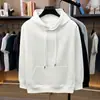 Sudadera con capucha 65% algodón anti-pilling para hombre, nuevo modelo otoño 2026, manga larga, color liso, sudadera versátil y cómoda para hombre