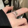 Anillo abierto de circón con forma de serpiente personalizado para mujer, diseño de nicho, sensación avanzada, anillo único para dedo, estilo frío, anillo combinable.