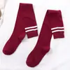 Calcetines hasta la rodilla de otoño e invierno Calcetines largos para mujer Primavera y otoño Estilo universitario japonés coreano Estudiantes Calcetines altos Calcetines de fútbol