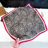 Nuevo Pañuelo Triángulo Paisley Vintage para Mujer, Accesorio para Jeans, Cinturón, Ropa en Capas, Lazo para la Cintura, Lazo para el Cuello, Pañuelo Cuadrado, Pañuelo de Cuello