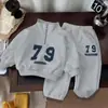 Traje Casual para Niños Estilo Nuevo 2026 Primavera/Otoño Ropa Infantil Niños Bebé Sudadera Elegante Conjunto de Dos Piezas