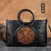 Bolsa Feminina Guofeng PU Artística Bolsa de Mão em Couro Genuíno Embossado Grande Capacidade Bolsa Colorida para Mamãe Bolsa de Ombro Transversal para Mulheres