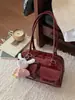 Bolso de Axila de Nicho para Mujer 2026 Modelo Nuevo Gran Capacidad Retro Simple Bolso de Mano para Viajes Bolso de Hombro Versátil a la Moda